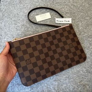 Louis Vuitton Damier Neverfull MM wristlet pouch